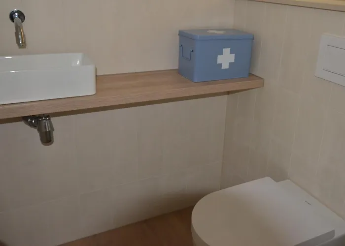 بيت للعطل Leukderhuisje Meerssen