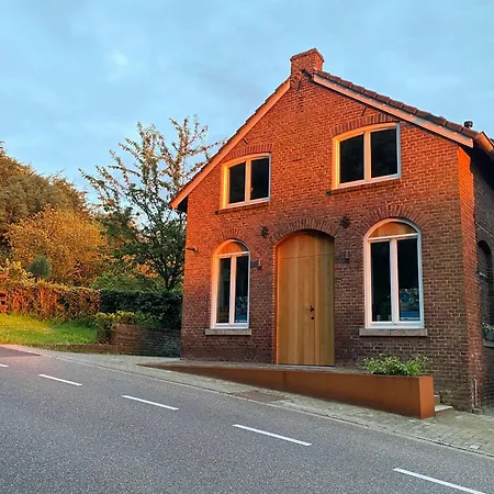 בית נופש Leukderhuisje Meerssen Geulle